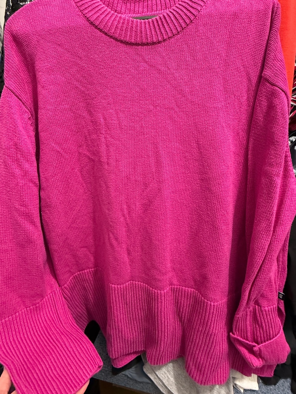Gap sz XL Women's Fuchsia Crewneck Sweater - Classic Knit Pullover